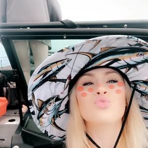 Meet your Posher, Ava